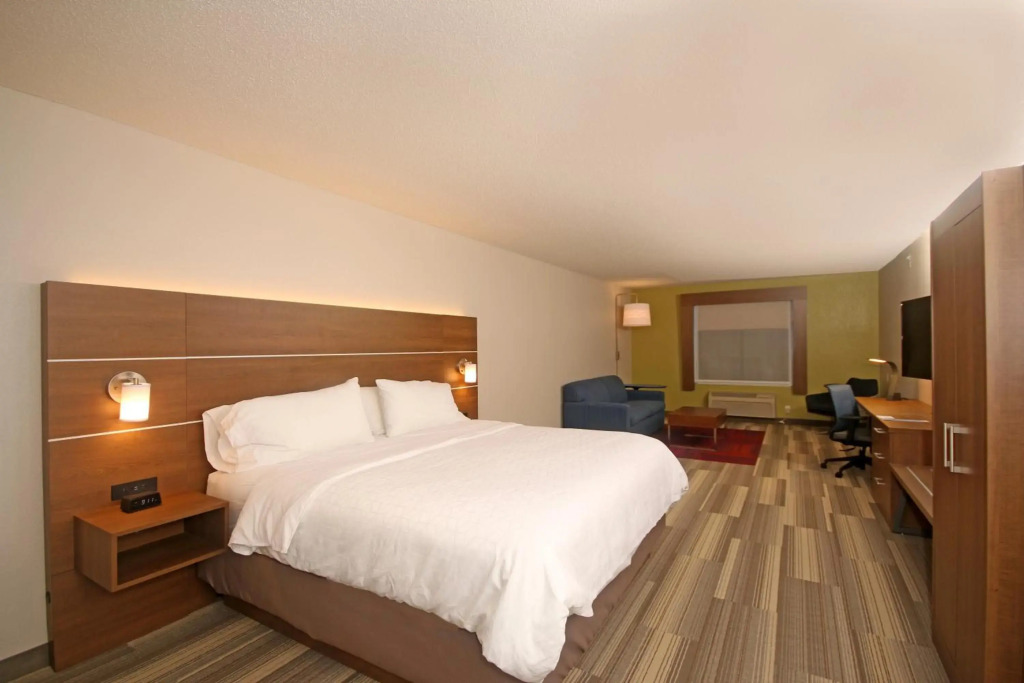 Holiday Inn Express Troutville-Roanoke North by IHG