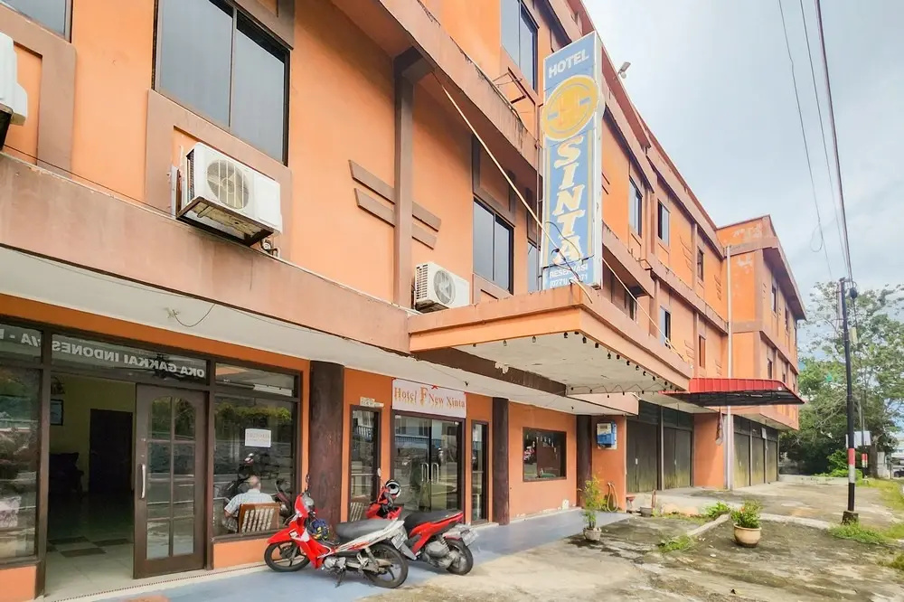 RedDoorz near Akau Potong Lembu Tanjung Pinang