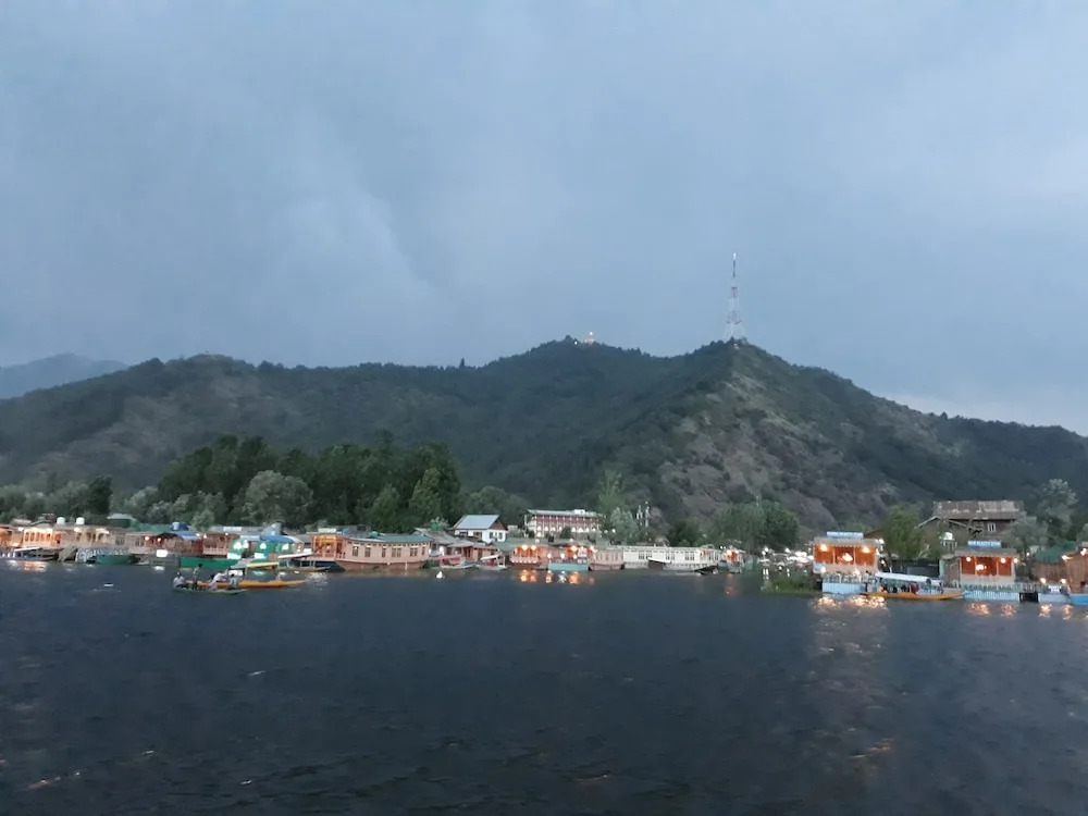 Houseboat Prince Of Bombay