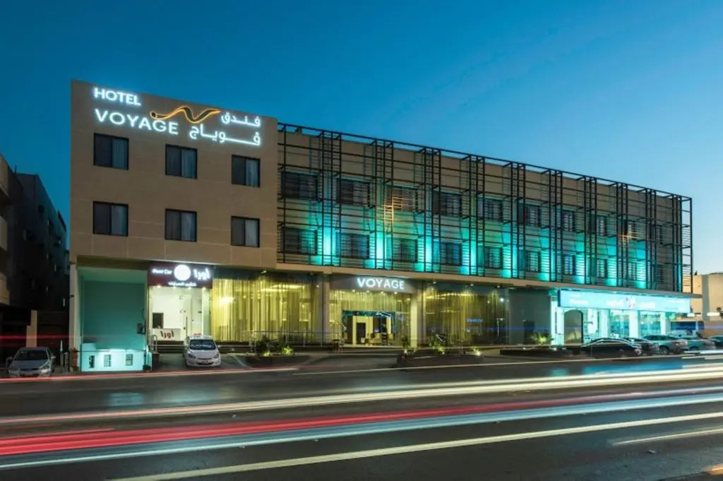 Voyage Hotel & Suites