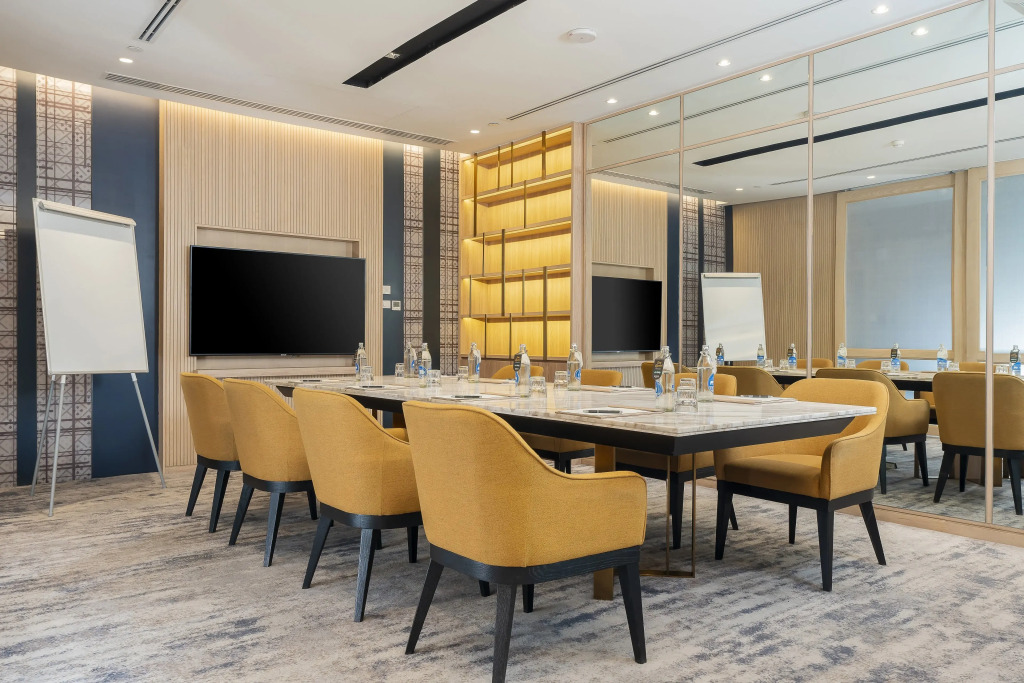 Staybridge Suites Bangkok Thonglor by IHG