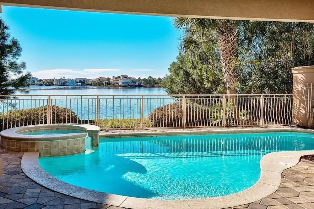Destiny Tranquility 5 Bedroom Holiday Home by Five Star Properties