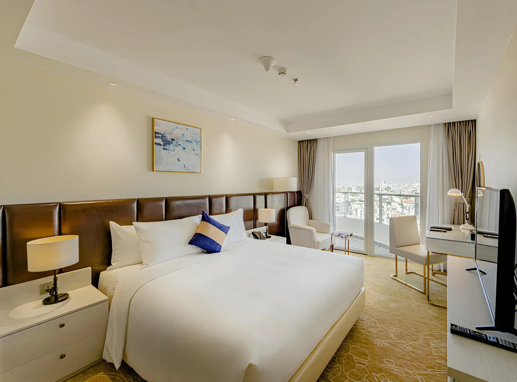 La Vela Saigon Hotel