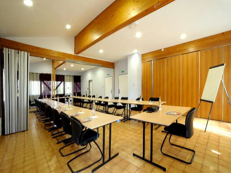 Kyriad direct Trappes