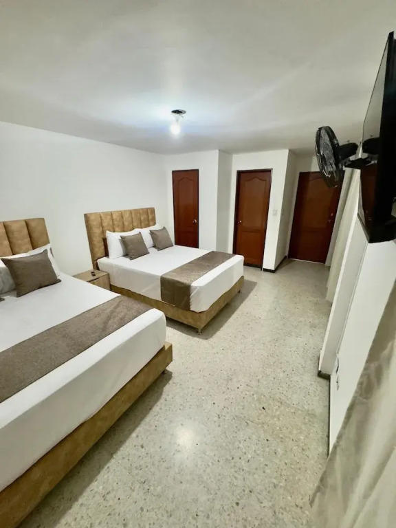 Hotel Pereira Central