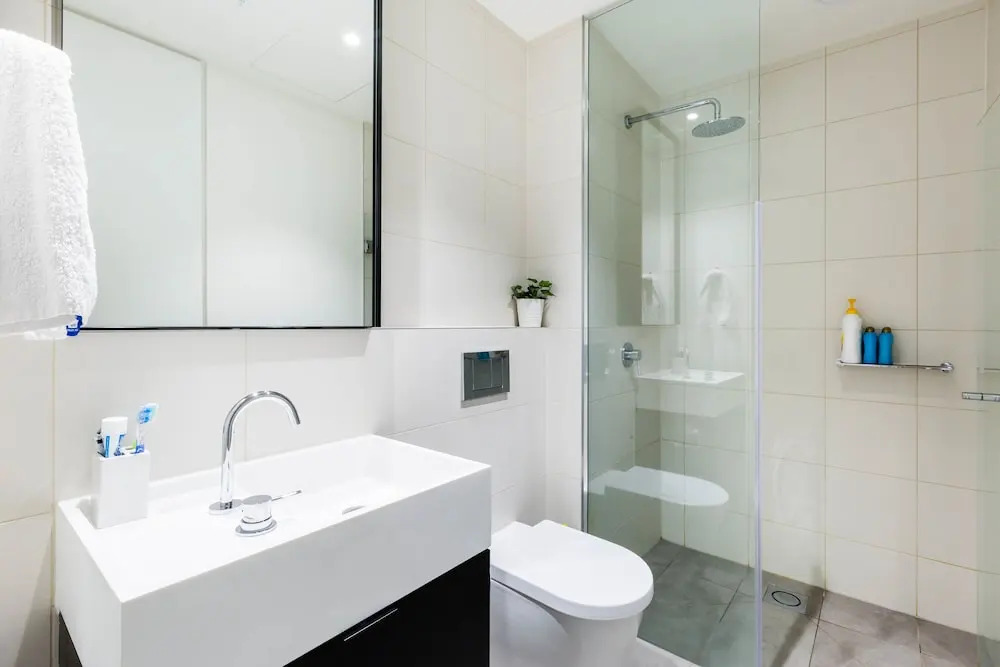 MAXINE, 1BDR Collingwood Apartment