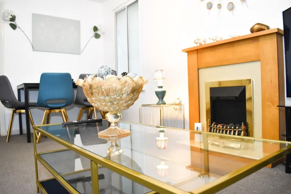 Lovely 2-bed Apartment in West Bromwich