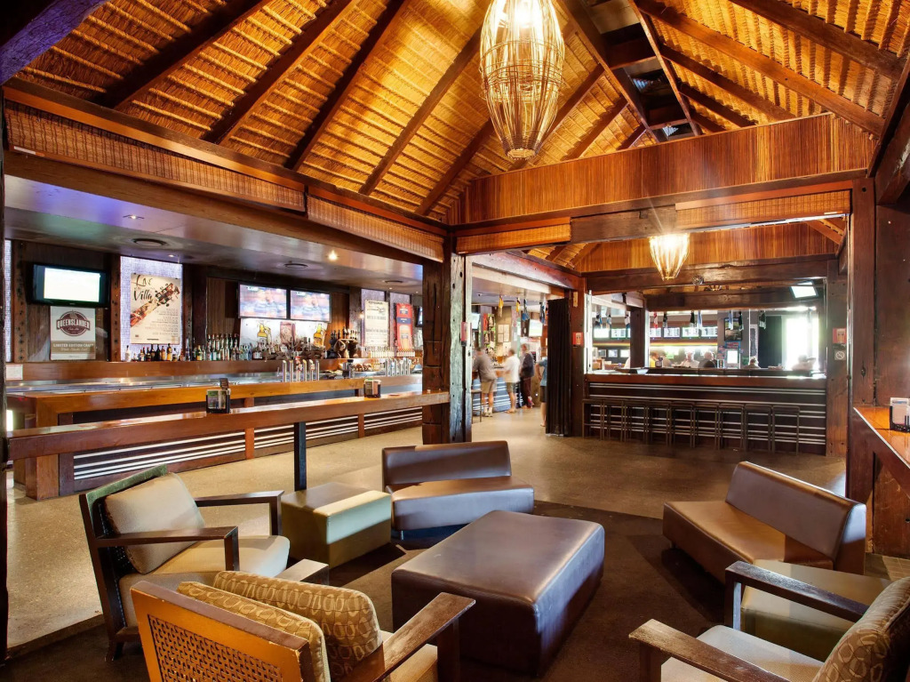 Villa Noosa Hotel