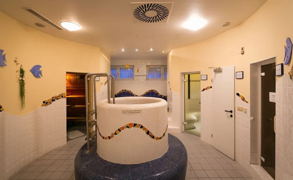 Thermenhotel Kurz