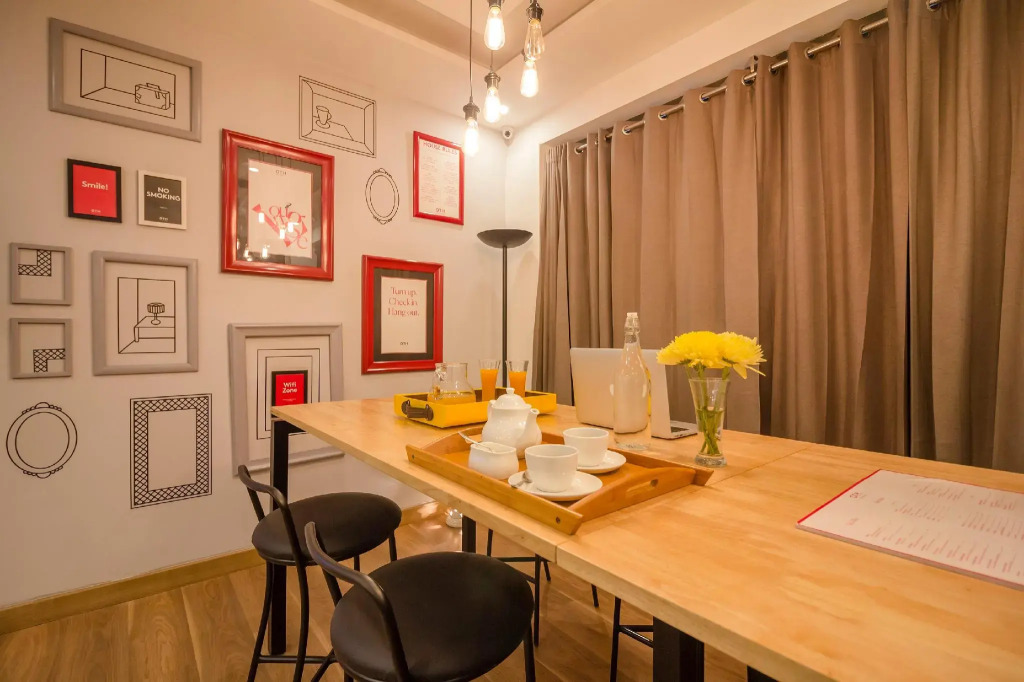 OYO Townhouse 516 Hotel N Suites