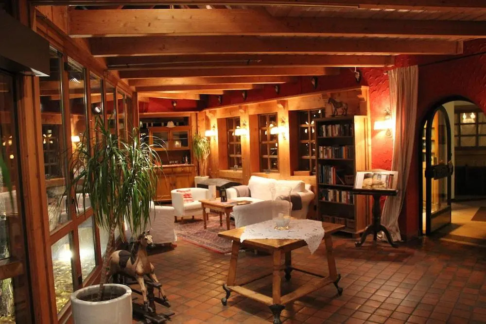 Lindenhof Landgasthof Hotel