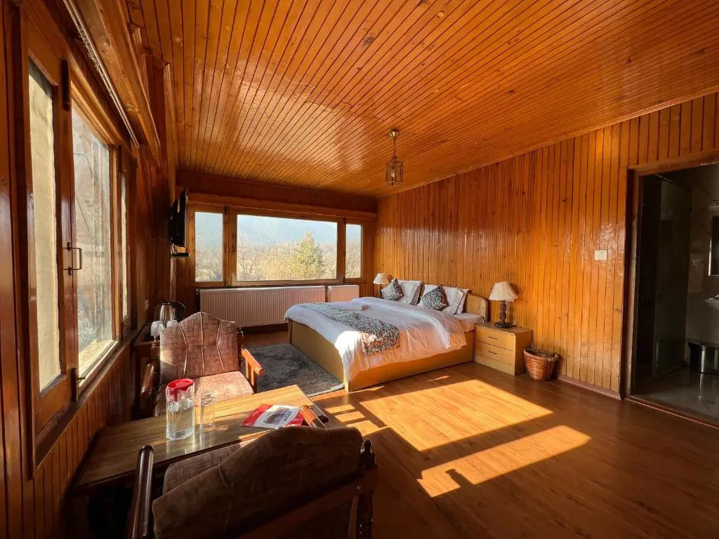 The Mansion - Pahalgam