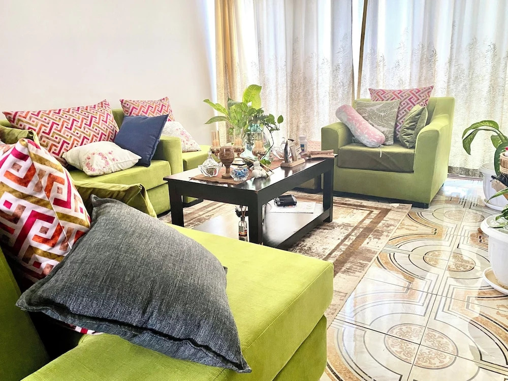 Crystal Apartment Hotel And Lodges