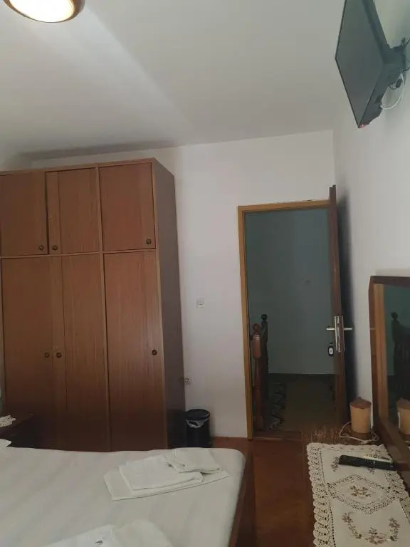 Sobe i apartmani Marović