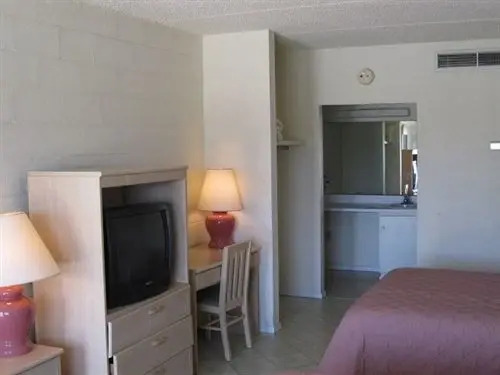 Mira Mar Motel