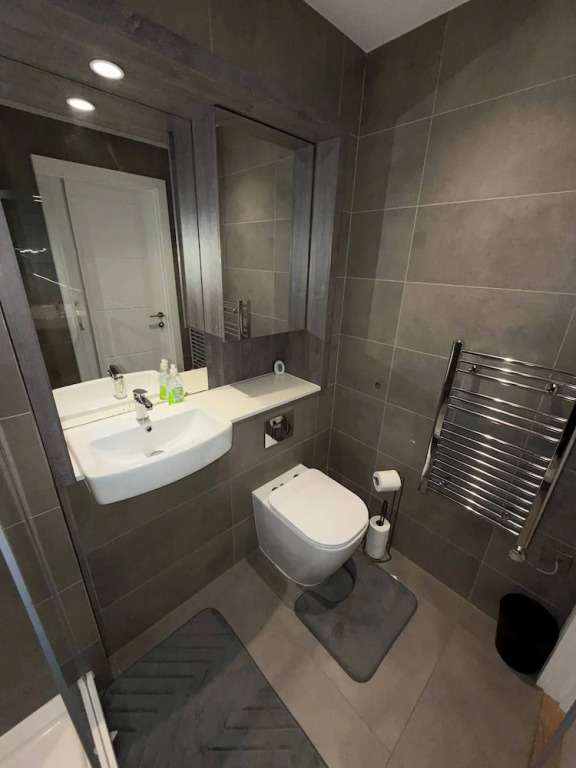 One Bedroom West Midlands Retreat