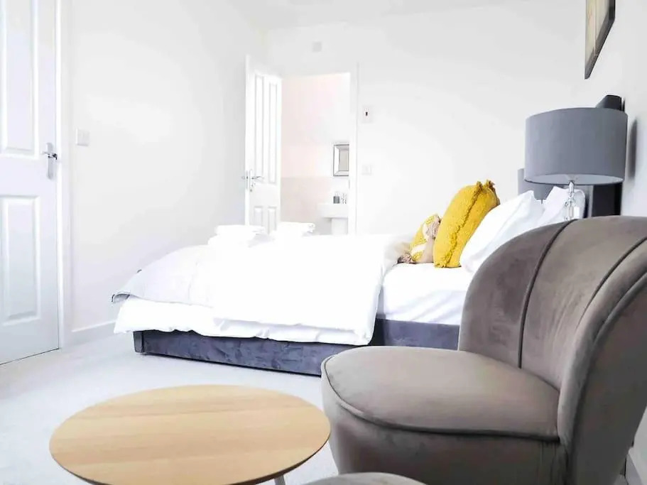 Beautiful 3bedroom townhouse in a new estate