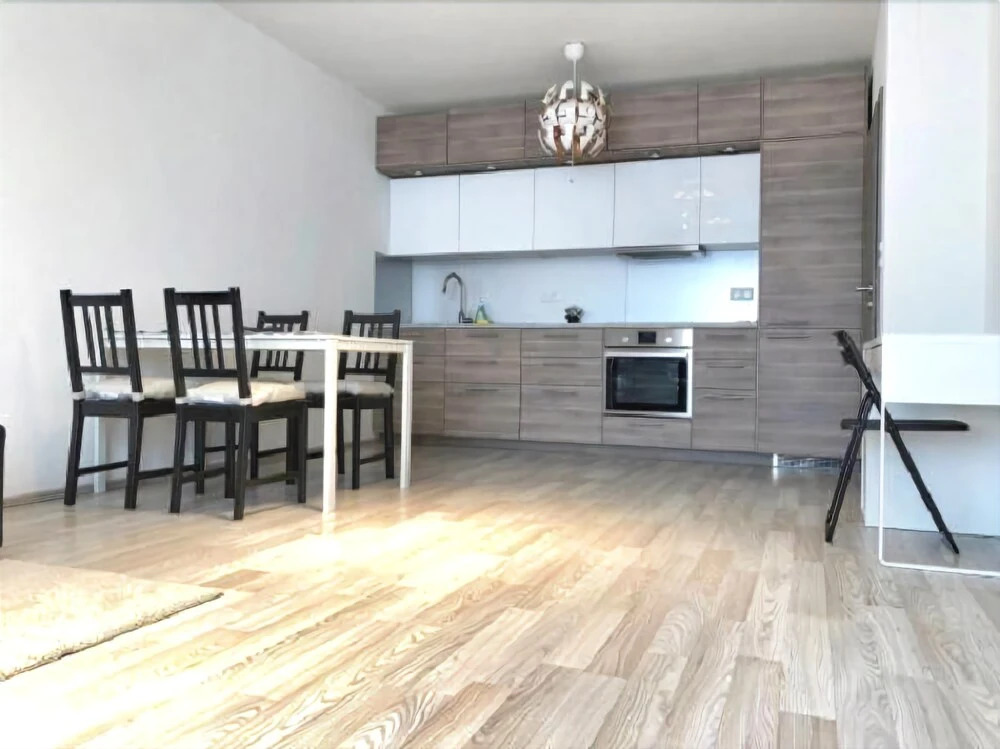 Luxury Riverside by REFA Group