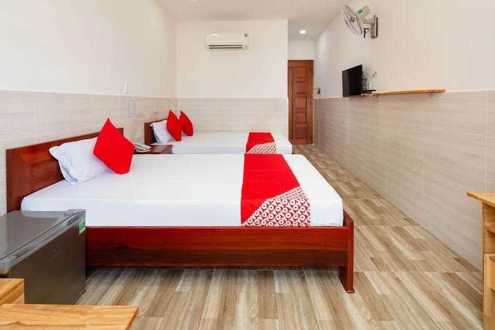 Oyo 474 Vinh Quang Hotel 3