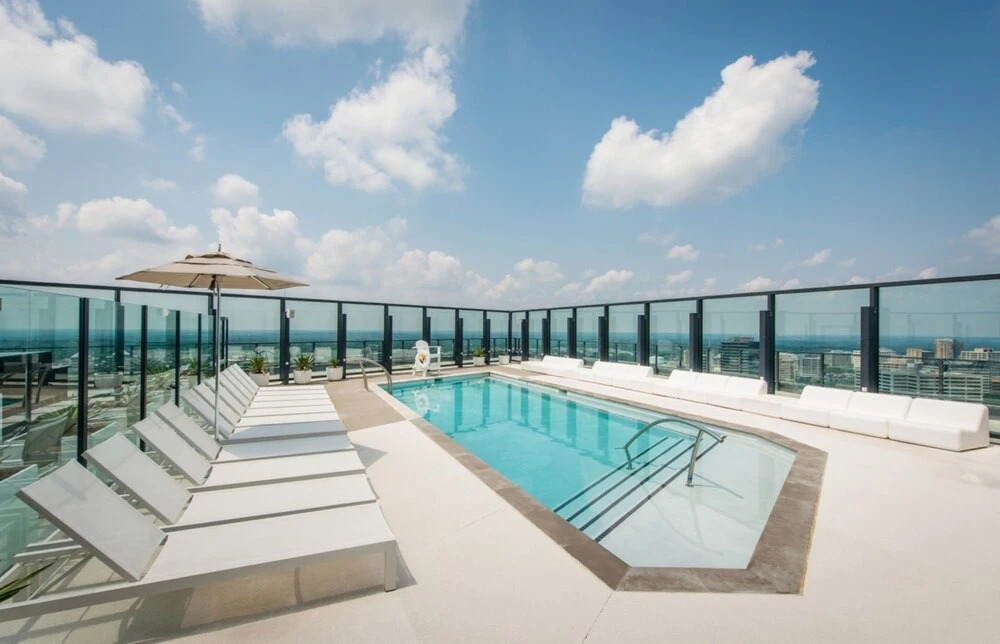Bluebird Suites at Park Crest