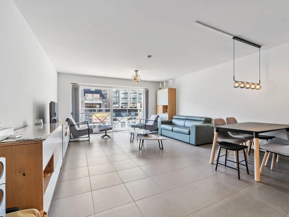 Modern Apartment For Family