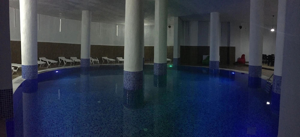 Royal Ozcelik Otel