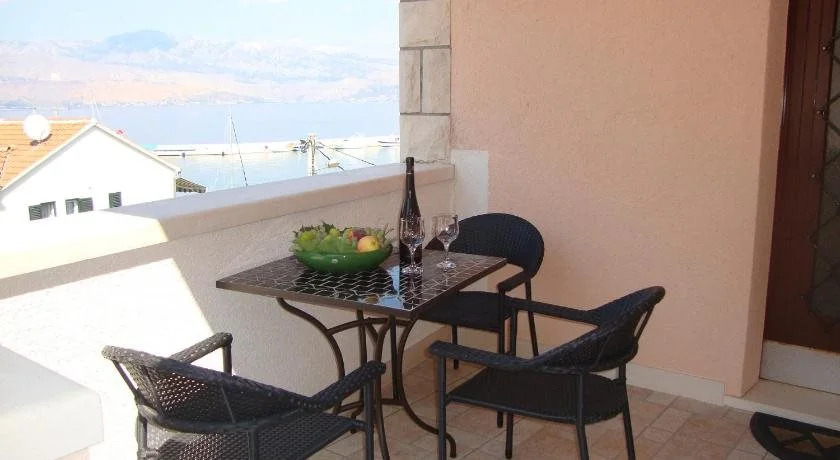 Apartments Romana