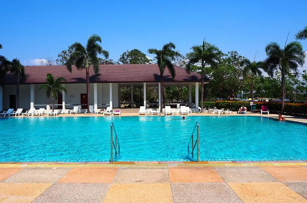 Large Studio,Fantastic Sea View, 55 m2 Jomtien beach.100m Beach. Swimming Pool.