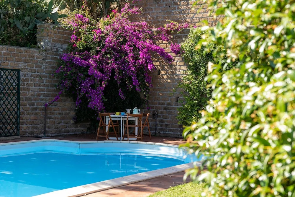 Olvietello With 3 Bedrooms and 3 Bathrooms