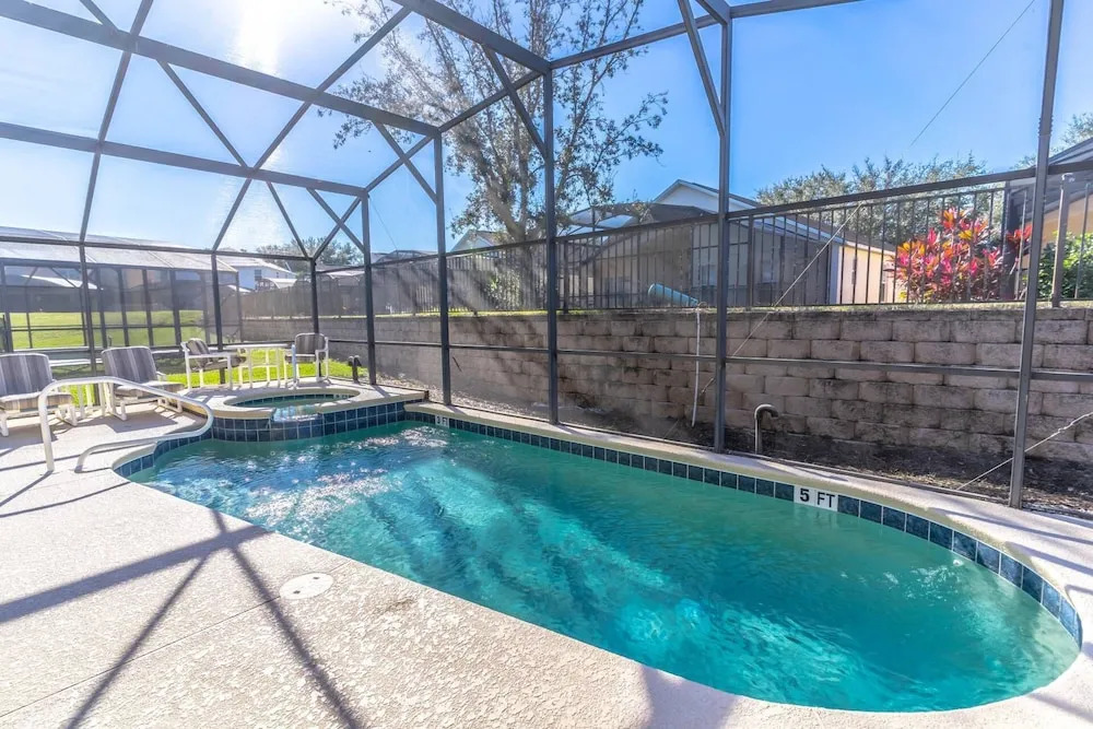 8538 Emerald Island