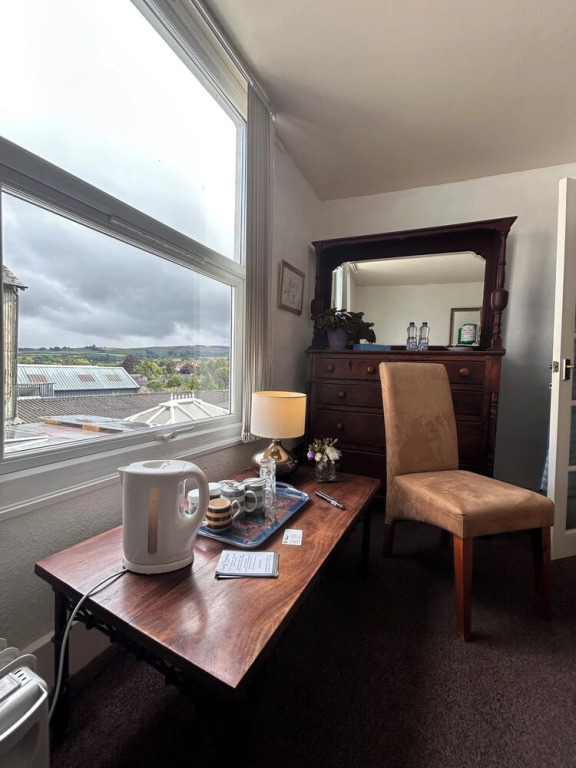 23A High St
