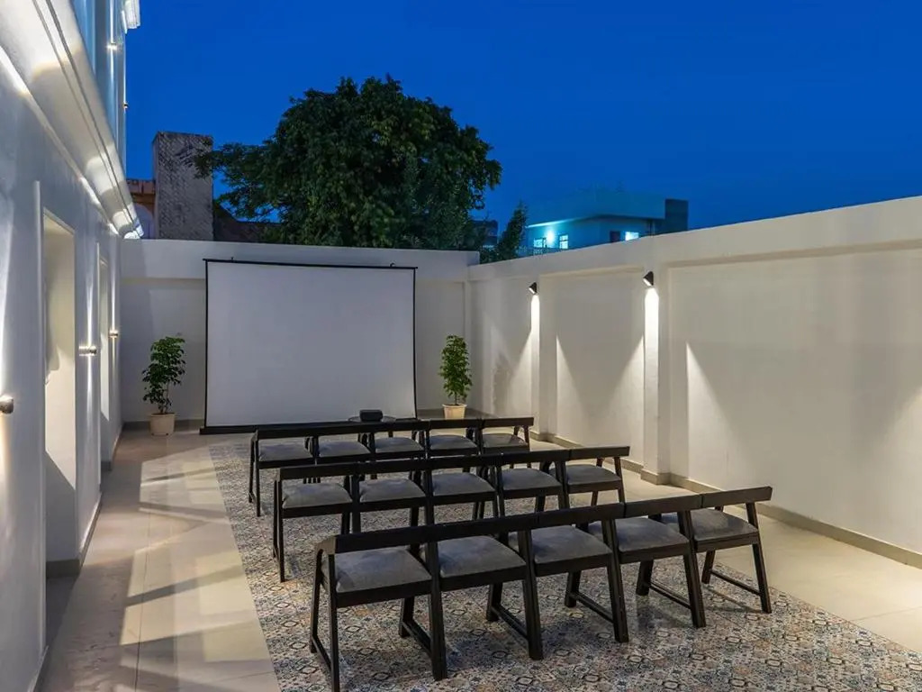 The Hosteller Bam Jaipur, Hawa Mahal
