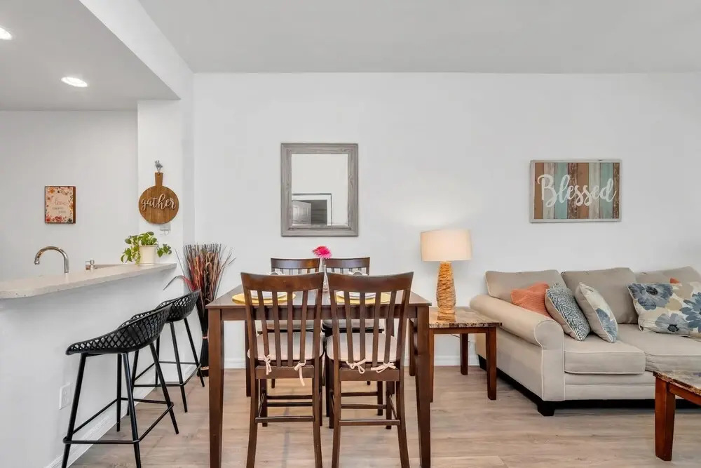 NEW Newly Remodeled 3BR Townhome w Community Amenities Just Mins From Disney