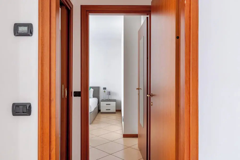 Central Apartment Caniggia 2 With Terrace in Como