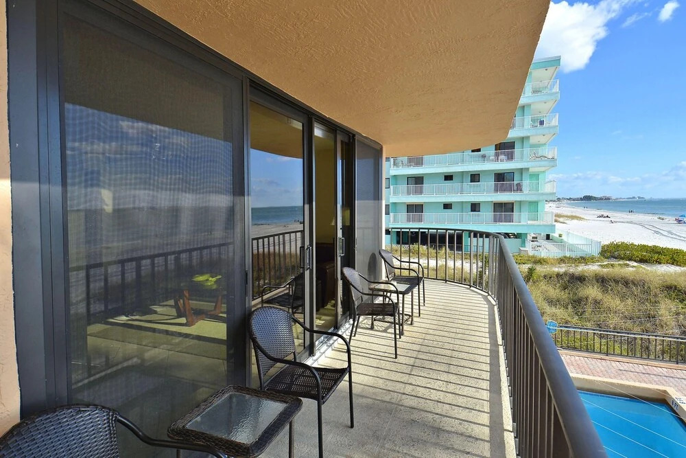 Trillium 1A South Corner/amazing Remodel/stunning View!