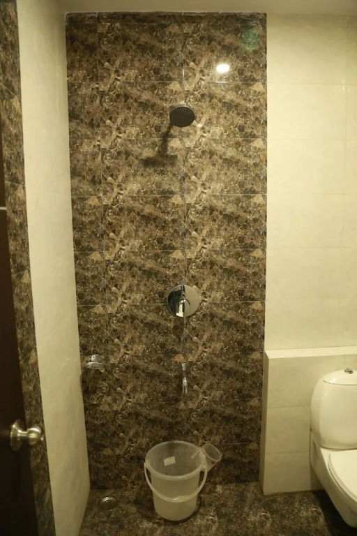 Hotel Anchal Villa By YB Hotel