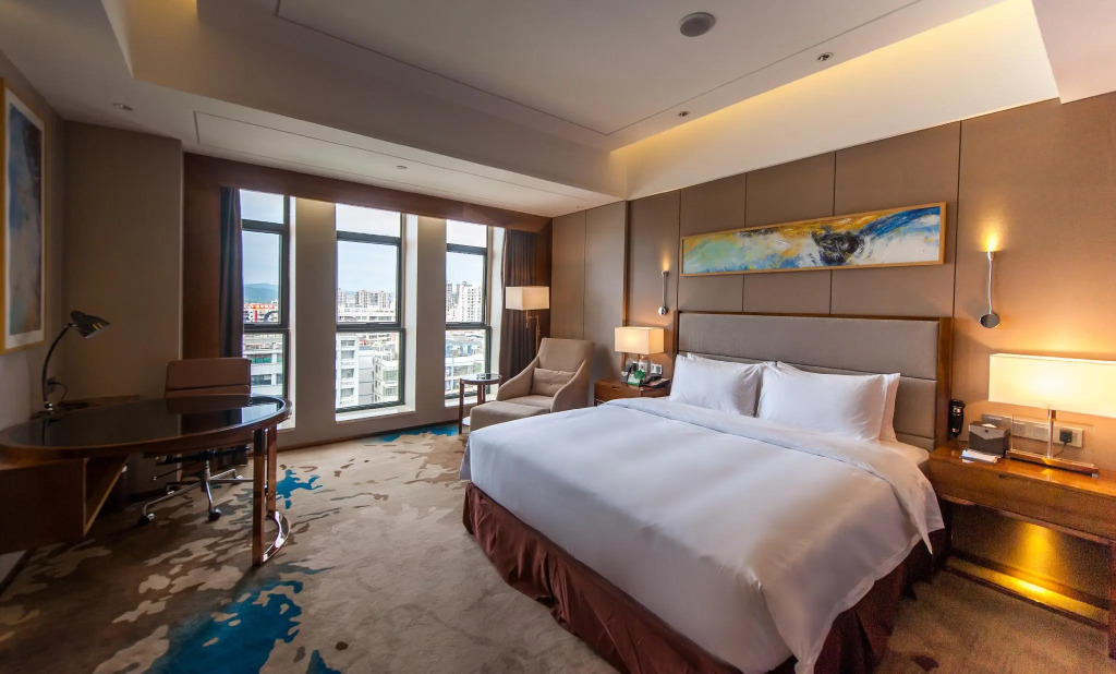 Poerson International Hotel