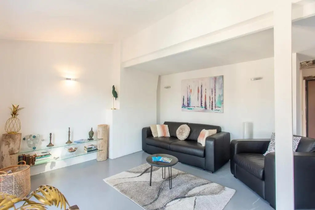 Ross 5- F2, Lumineux, Balcon, Loft, Clim, Vieux-Nice