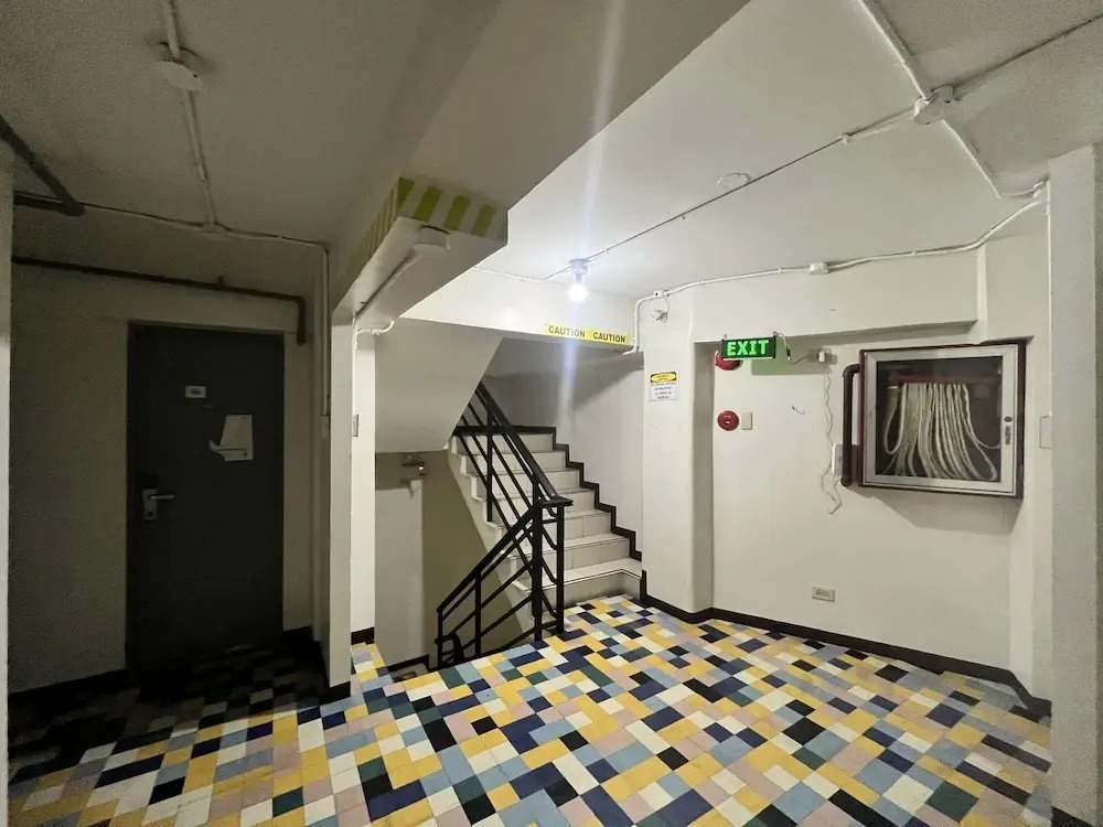 Junction Hostel, Poblacion Makati Avenue, Manila