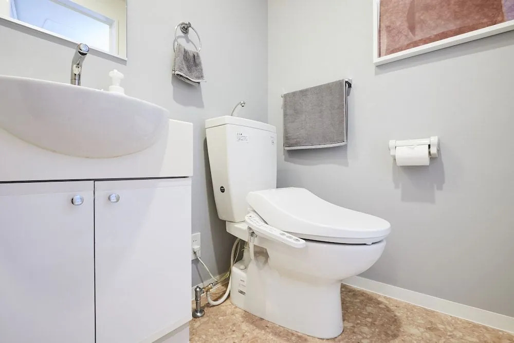 P OIN T – Shinjuku Kabukicho Designer’s Apartment I