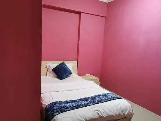 Sunshine Apartment Hotel