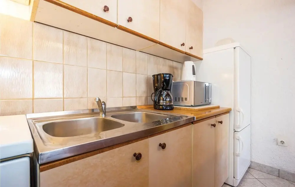 Beautiful Home in Sveti Juraj With Wifi and 2 Bedrooms