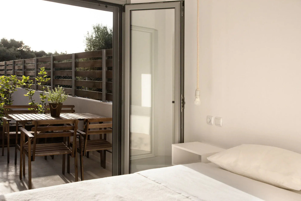 Axos Apartments