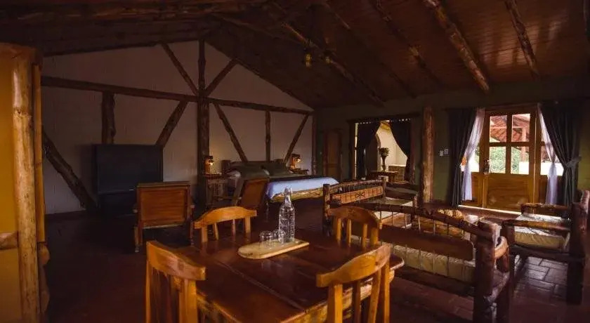 EL DESCANSO DEL TORO HOSTERIA-SPA