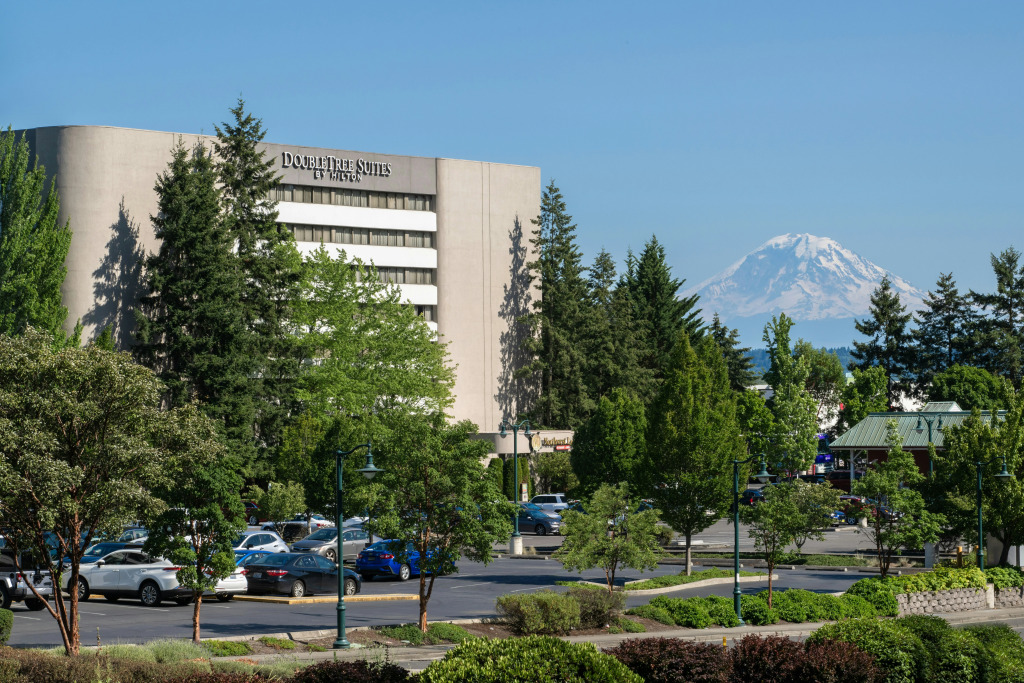 DoubleTree Suites by Hilton Seattle Airport/Southcenter