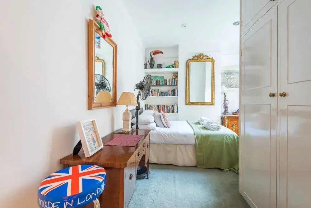Outstanding Oxford Circus Home