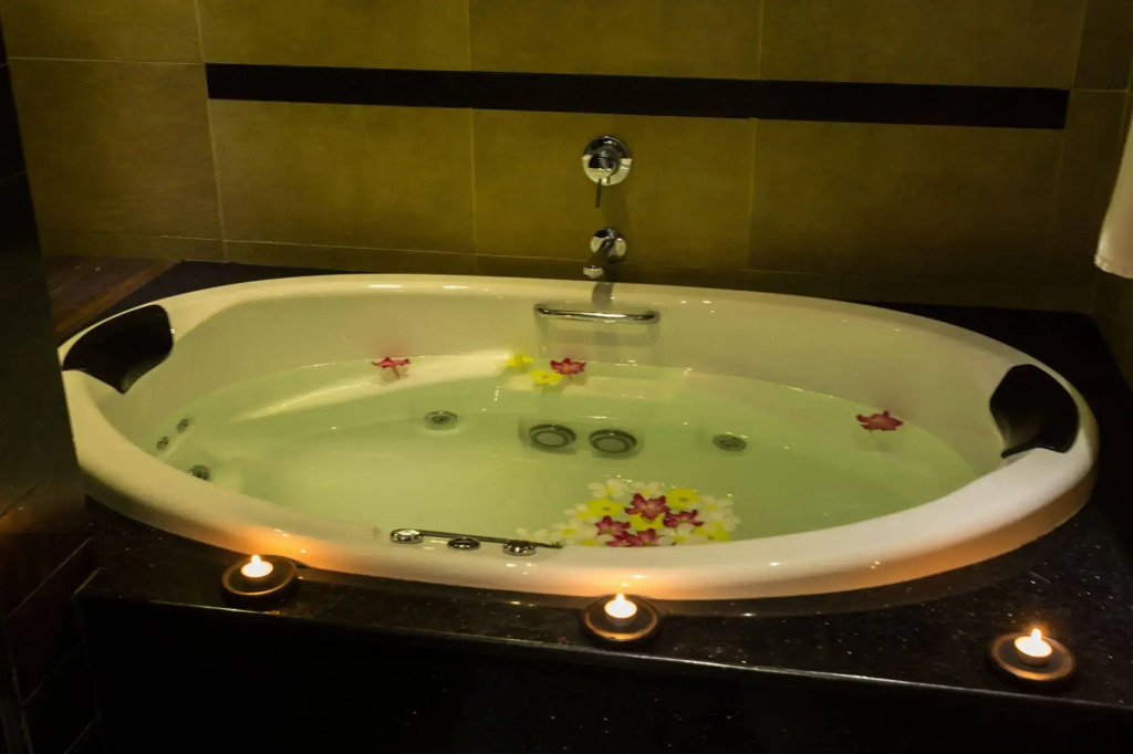 Grand Udawalawe Safari Resort