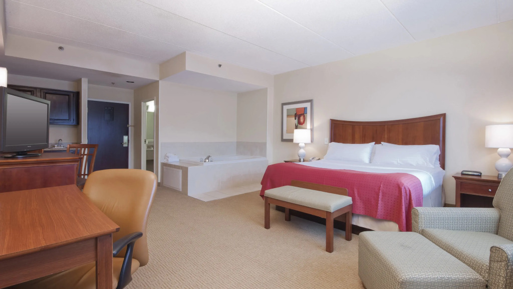 Wyndham Flint MI Grand Blanc Bishop Airport Conference Ct