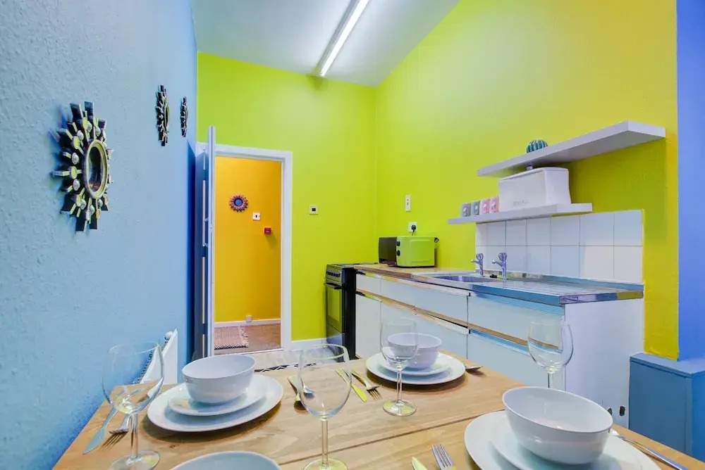 Inviting 2-bed Budget Apartments in Central London