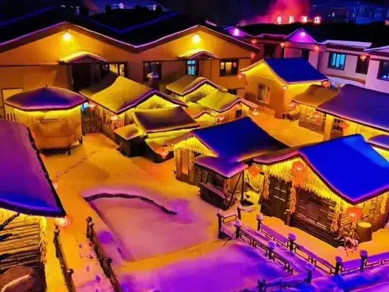 Xuexiang Lanxinmeng Movie Theme Hotel (Xueyun Street)